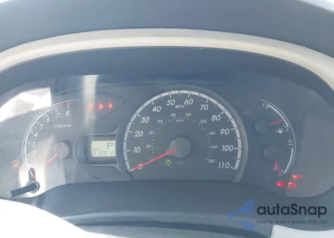 2012 Toyota Sienna Le V6 8 Passenger z USA, uszkodzony, nr VIN 5TDKK3DC5CS263417